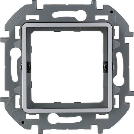 Адаптер Legrand 673902